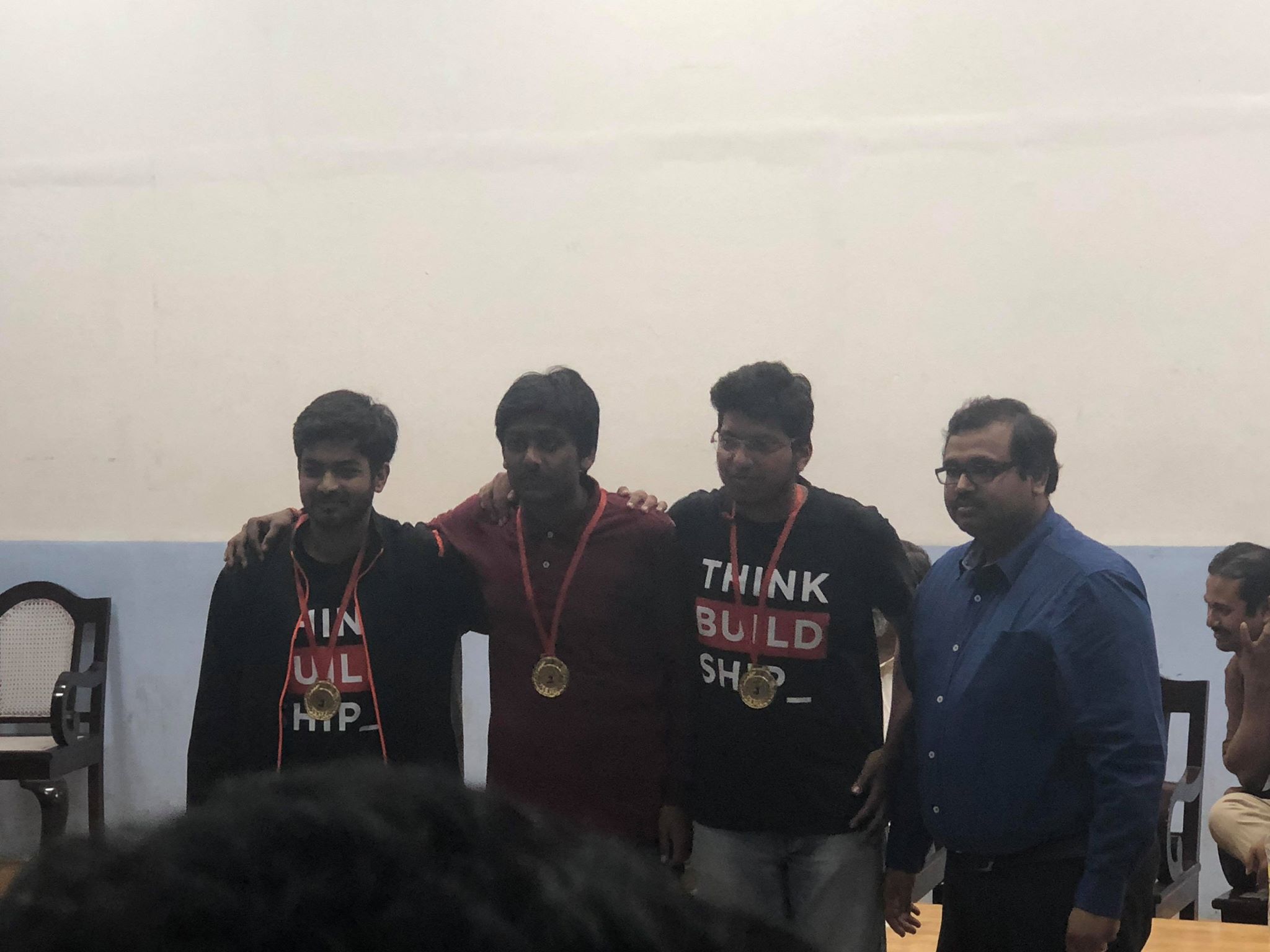 Couldn't Load Image